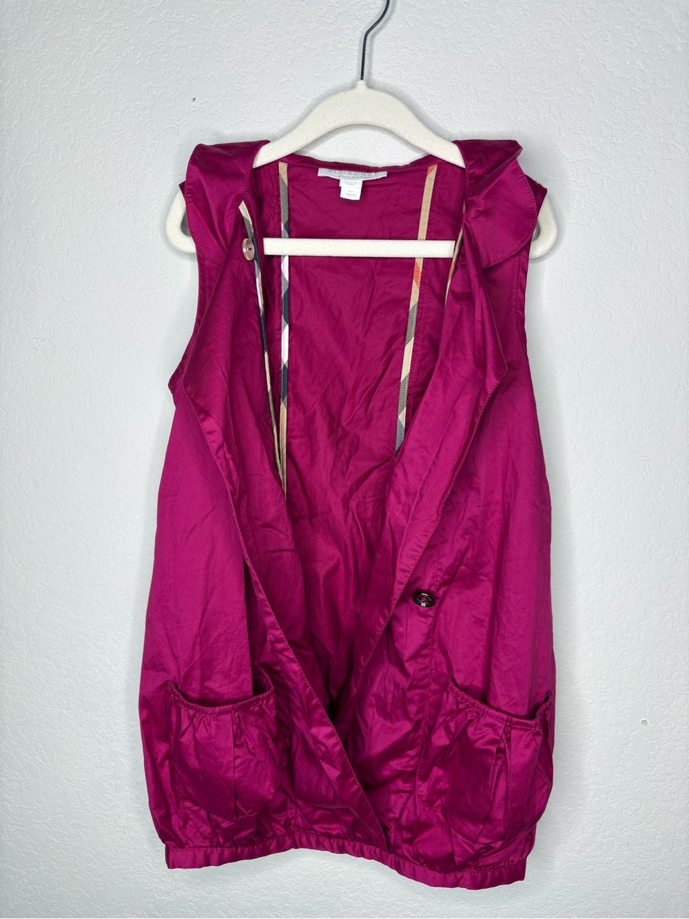 Burberry Girls Magenta Sleeveless Blouse Size 6 years old - Picture 5 of 8